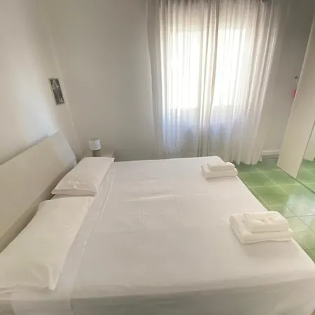 Lungomare Lido Apartment